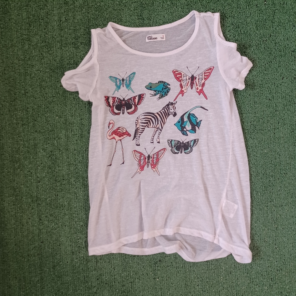 Youth Animals T Shirt Size Small